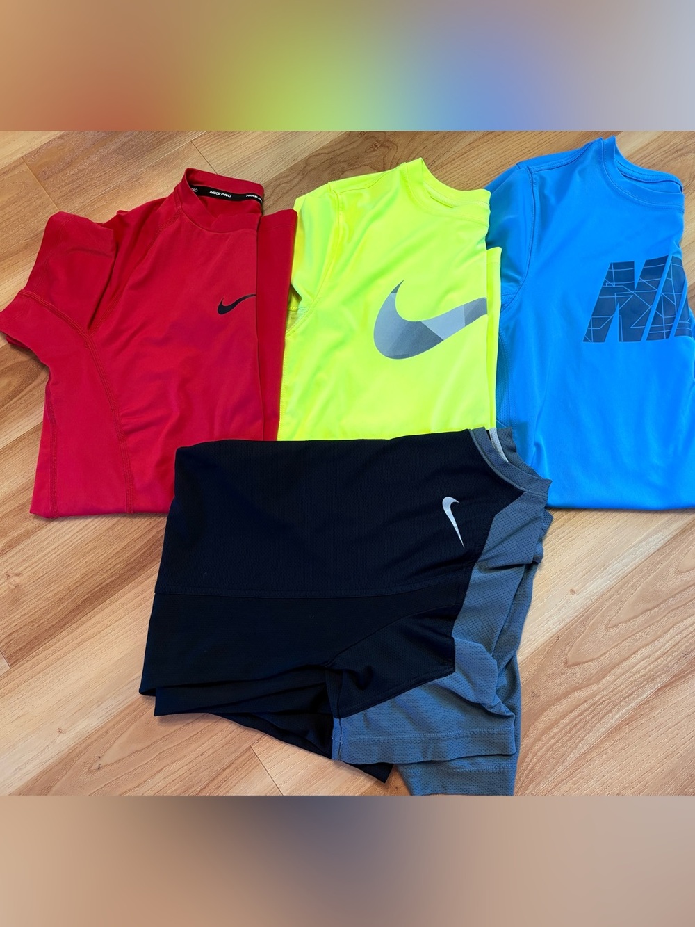 Boys XL Nike Shirt Bundle (4)